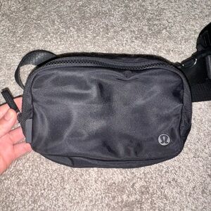 Lululemon athletica classic crossbody bag